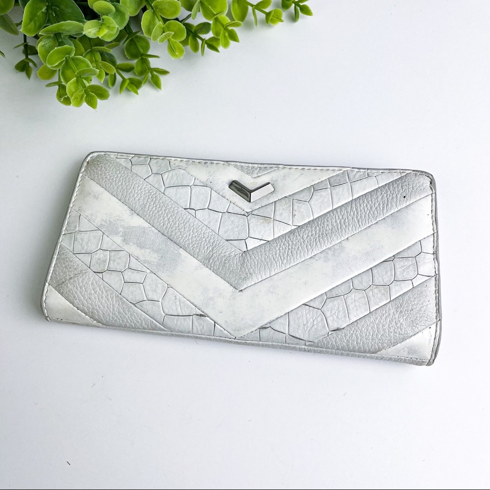Botkier White Soho Snap Bifold Wallet